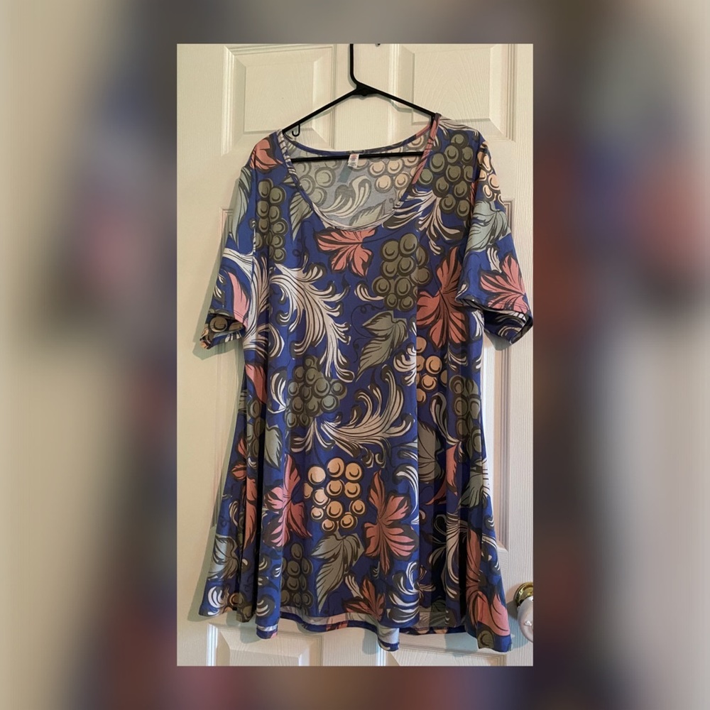 Lularoe Perfect T size 3XL
